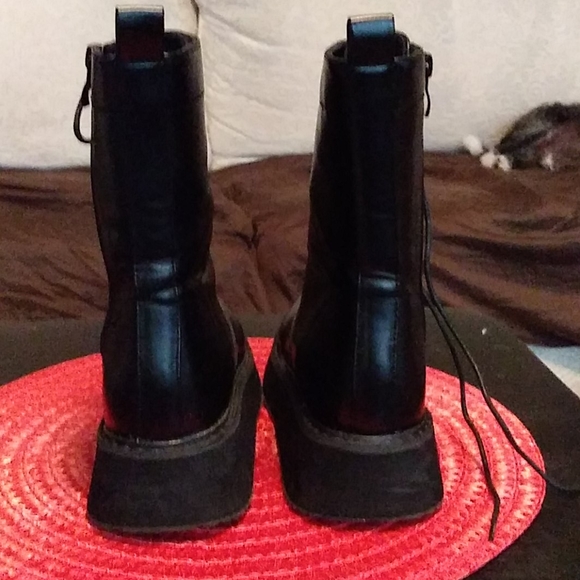 Platform Combat Boots, 9 eyelet - Picture 3 of 3